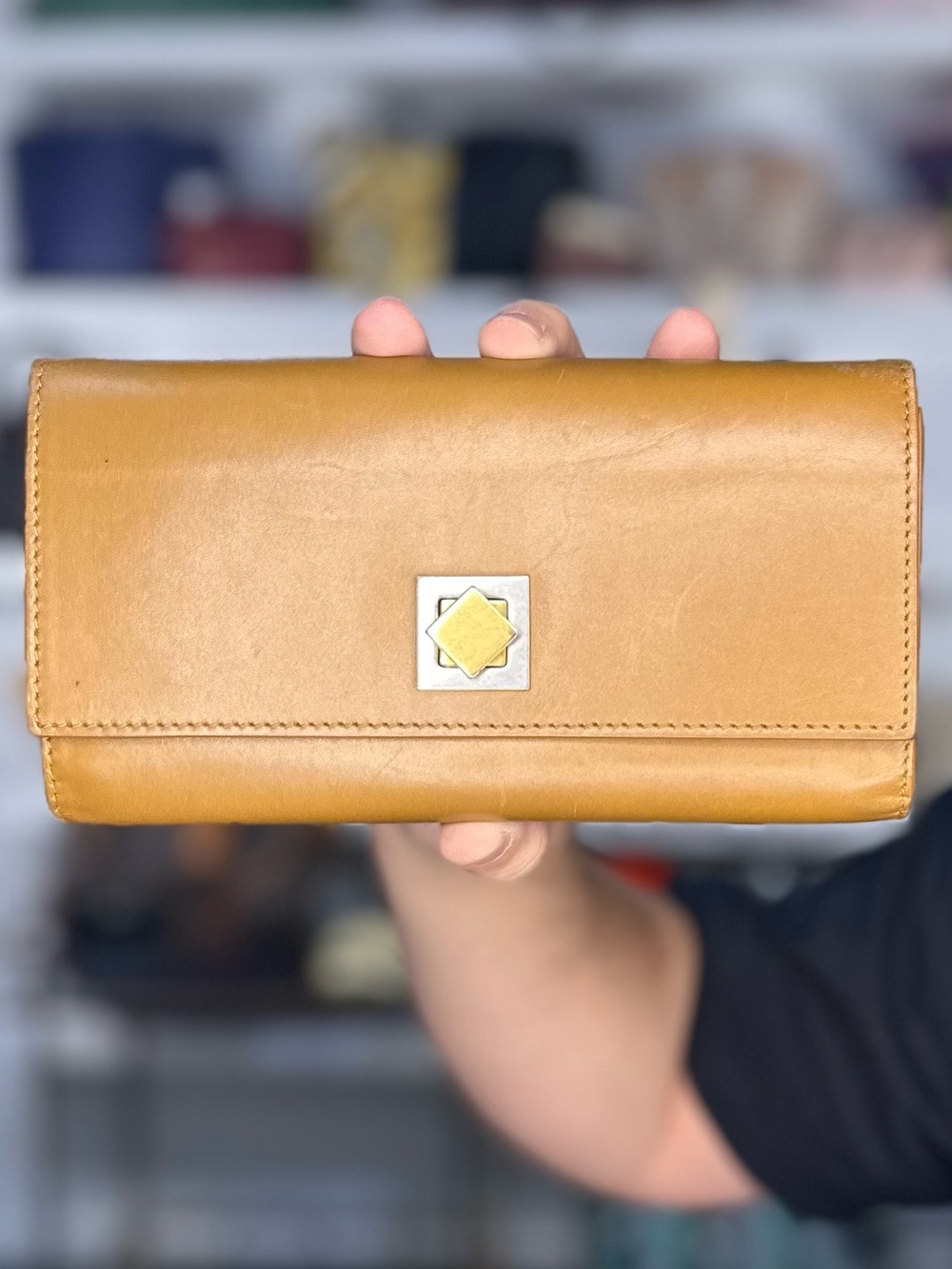 BOTTEGA VENETA TURN LOCK WALLET
